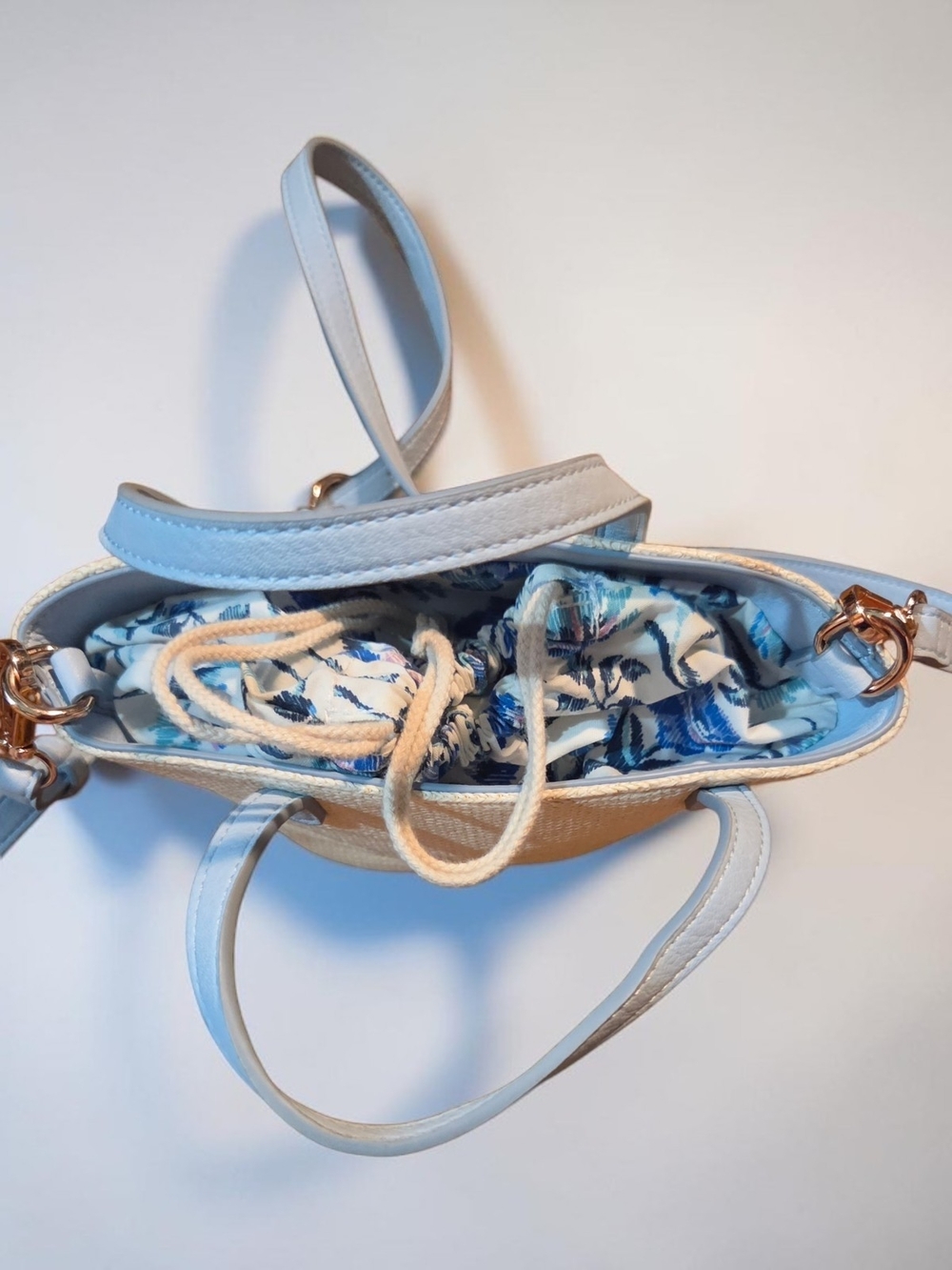 Straw & Light Blue Leatherette Tote Bag ♡ - Picture 4 of 4